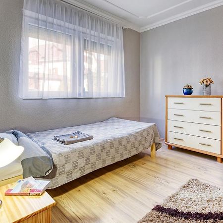 Eged'Inn Eger Exteriör bild