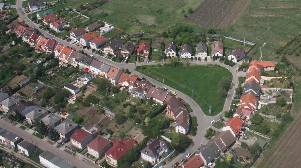 Eged'Inn Eger Exteriör bild